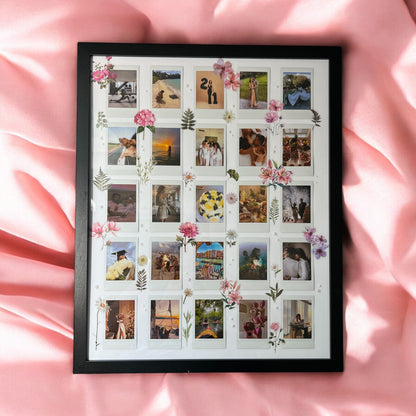 Polaroidinių nuotraukų rėmelis su gėlėmis